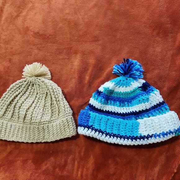 Handmade crochet hats Unisex 2pcs Warm  B6 - Picture 1 of 6